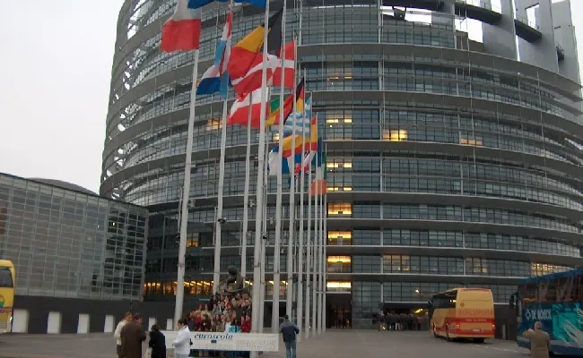 Gioco online, la Commissione Ue: “Nessuna armonizzazione, gli Stati membri possono limitare l'offerta e la pubblicità”