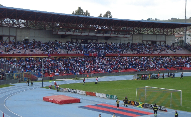 Serie B, Cosenza-Brescia: equilibrio in quota per l’andata dei playout