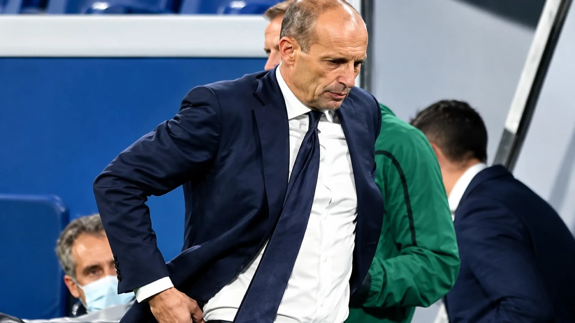 Serie A, chi sarà il prossimo esonerato? Per i bookie De Rossi (1,50) favorito su Juric (1,75), tra i big rischia Allegri