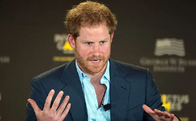 Gossip, il libro di Harry fa tremare la monarchia: i bookie 'cancellano' il principe dalla cerimonia di incoronazione di re Carlo III