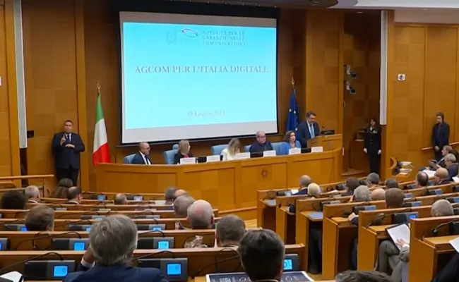 Giochi e pubblicità, Agcom: 6 provvedimenti per sale slot e vlt nel 2022, sanzioni per oltre 1,4 milioni alle piattaforme web