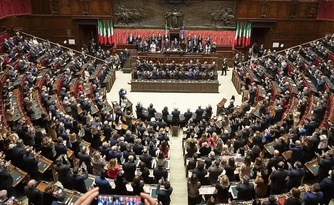 Decreto Milleproroghe, Camera: il governo pone la fiducia, il voto lunedì 19 febbraio