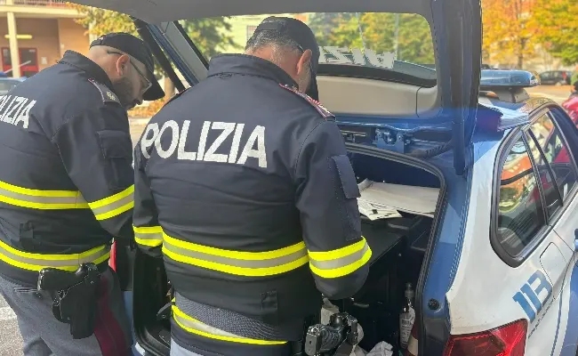 Giochi, controlli della Polizia a Torino: minorenne in una sala scommesse, multa da oltre 6.600 euro al titolare