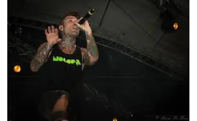 Festival di Sanremo 2026, ribaltone in quota: Fedez-Masini superano Serena Brancale, i bookie promuovono Arisa e Ditonellapiaga