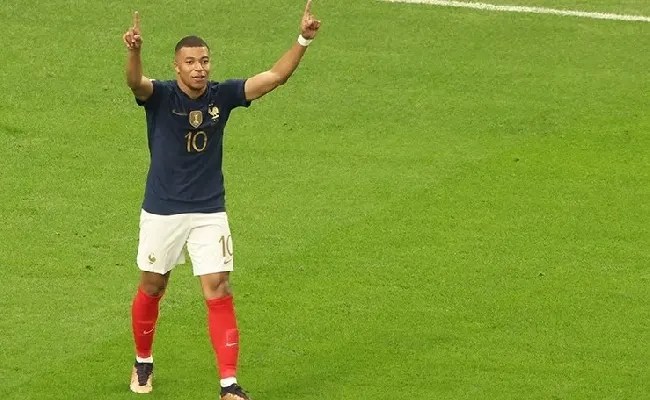 Mondiale 2026, su Sisal.it l’Europa è davanti al Sudamerica: Francia e Spagna favorite, a 6,00, seguite da Inghilterra e Portogallo, a 9,00. Argentina e Brasile rincorrono a 10,00