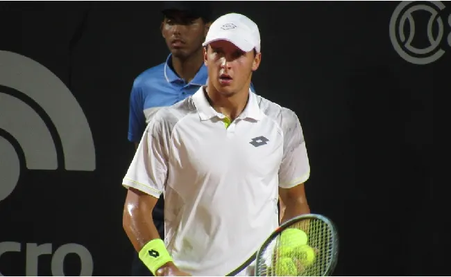 Tennis, per Darderi esordio super al torneo di Estoril: per i bookie (a 1,45) Luciano può puntare al bis contro il portoghese Faria
