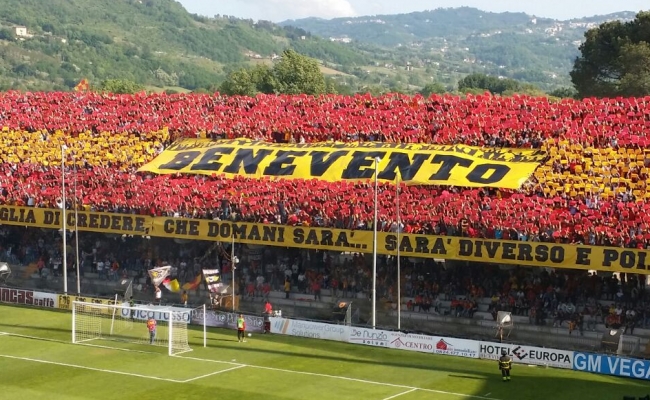 Serie B: il Benevento contro il Vicenza per avvicinare le prime per i bookie campani favoriti