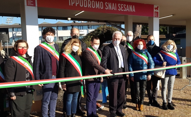 ippodromo sesana hub vaccinale