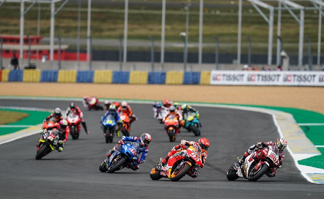 MotoGP: Bagnaia favorito nell'esordio in Qatar per il mondiale è testa a testa tra il ducatista e Marquez