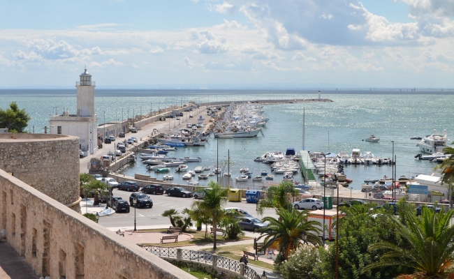 Manfredonia (FG) chiusa sala giochi abusiva mascherata da bar