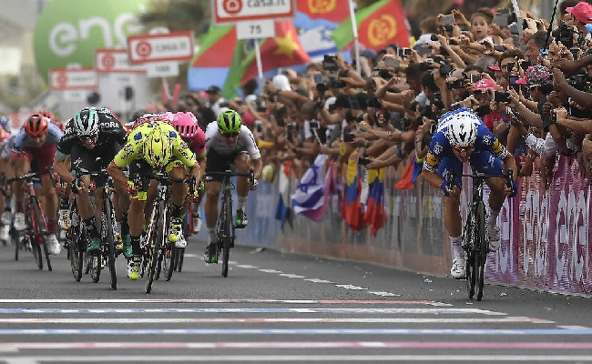 Giro Italia Carapaz pole Snai