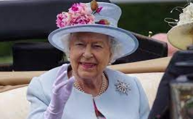 La Regina Elisabetta pronta per le Royal Ascot: Giubileo di platino all’ippodromo a 1 65 su Sisal.it