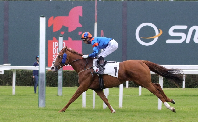 ALL’IPPODROMO SNAI SAN SIRO SABATO DEDICATO AL CAVALLO: PRIMA CON LA ‘FRECCIAROSSA MILANO JUMPING CUP’ E ALLA SERA IL GALOPPO CON IL PREMIO DE MONTEL E IL MANTOVANI