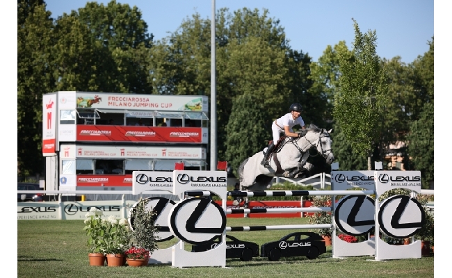 Frecciarossa MJC 2022 lo svizzero Guerdat trionfa nell'ultima gara CSI4* della seconda giornata l'italiano Turchetto al 2° posto