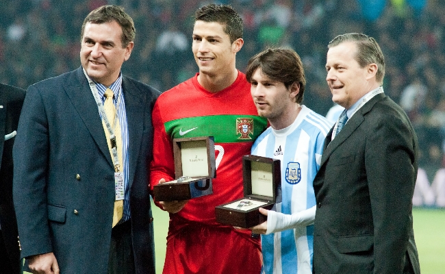 Calcio ancora Messi contro Ronaldo: il portoghese indietro nelle quote al debutto in Arabia Saudita