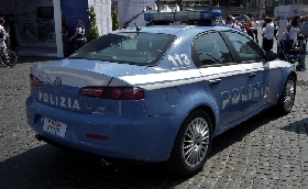 Gioco illegale controlli polizia sala Vlt Ostia licenza