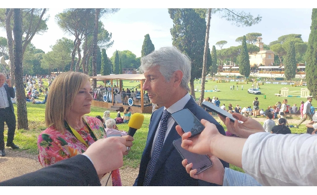 Piazza di Siena Abodi (min. Sport): Auspico nascita di una fondazione per valorizzare Villa Borghese