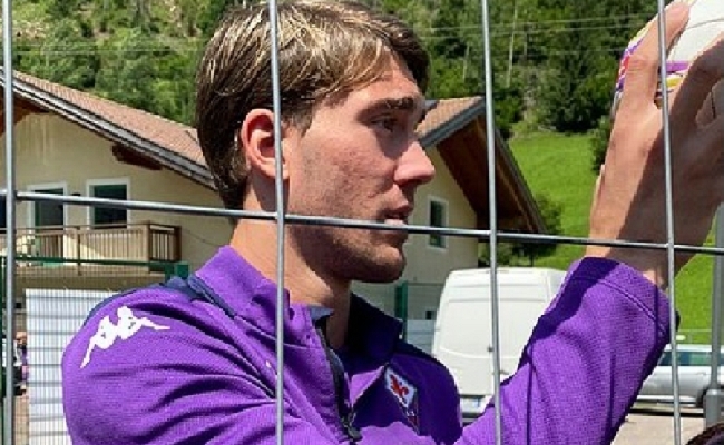 Vlahovic al PSG: colpo a quota 1.30 su Betaland