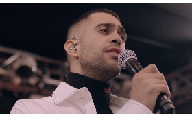 Sanremo 2024 Mahmood punta tris bookie sfida Negramaro Annalisa Alessandra Amoroso prima volta