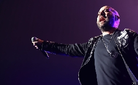Sanremo 2024. Nella classifica Sisal i favoriti sono i Negramaro a 6 00. A insidiarli un tris di donne: Alessandra Amoroso Annalisa e Angelina Mango a 7 50
