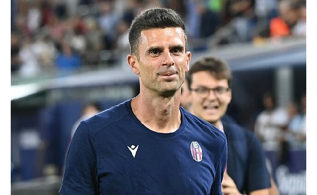 Serie A Bologna contro Genoa quarto posto Zirkzee gol Sisal guida attacco Thiago Motta