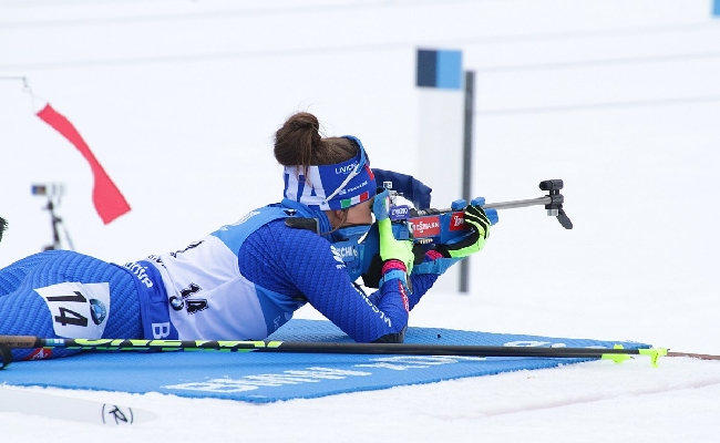 Biathlon: l’Italia sogna la prima medaglia con Lisa Vittozzi nella sprint è sfida alle francesi Simon e Braisaz Bouchet