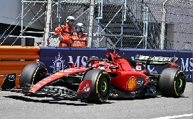 Ferrari caccia Red Bull Verstappen domina Bahrain bookie Leclerc quote titolo