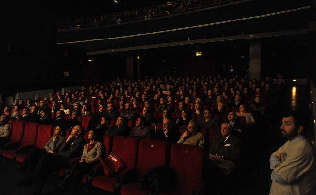 David di Donatello nel segno di Paola Cortellesi: i bookie quotano la doppietta “Miglior film” e “Miglior attrice protagonista”