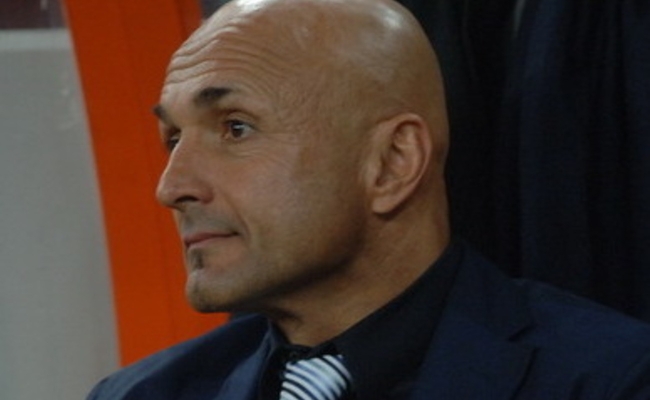 L’Inter si veste d’azzurro su Sisal.it Spalletti fa la “spesa” ad Appiano Juventus e Napoli lontane Milan possibile assente agli Europei