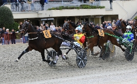 Ippica All’ippodromo di Bologna giovedì 3 aprile otto corse con la TQQ abbinata a València Turisme