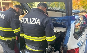 Giochi controlli della Polizia a Torino: minorenne in una sala scommesse multa da oltre 6.600 euro al titolare