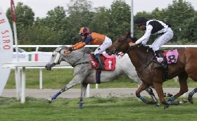 Ippica il mercoledì di galoppo all’Ippodromo Snai San Siro con i debuttanti Milos e Chelsea Believe che vincono il Mimma Werner e il Razza Ceserio. Nell’handicap per il Premio Scuderia San Michele va a segno Lethal Nigio