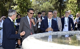 Piazza di Siena Nepi Molineris (ad Sport e Salute): “La Fontana dei Pupazzi un regalo per tutti noi e non c’è niente di più bello che lasciare grazia e bellezza in eredità”
