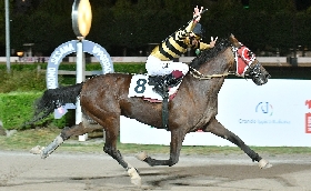 all’ippodromo snai sesana nel primo mercoledì della stagione sigillo della ‘regina’ del trotto montato cornelia op. ora l’attesa per sabato con il gp società terme per il memorial vivaldo baldi
