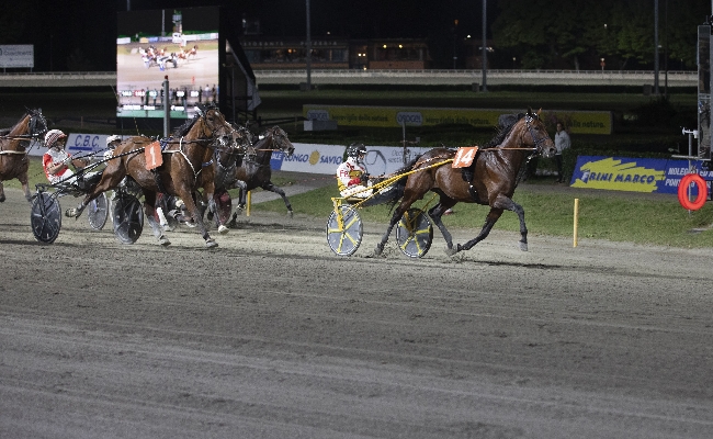Ippica Ippodromo di Cesena: resoconto delle corse di venerdì 22 agosto 2025