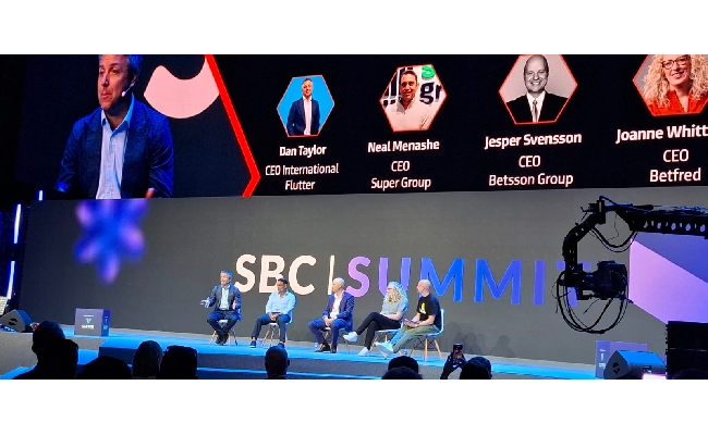Sbc Summit Lisbona i Ceo delle “big” del gioco e le grandi sfide del futuro: impatto AI abitudini dei consumatori prospettive del mercato 