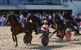 Ippica Ippodromo di Bologna: domenica 28 settembre si conclude il mese con il Premio Cromiko. Otto corse di qualità dalle 14:35