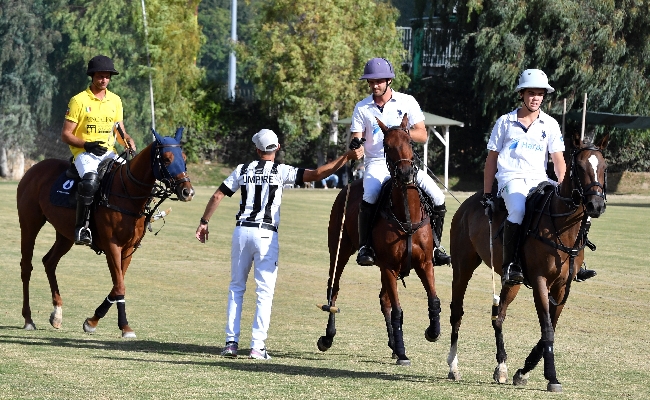 Campionato Italiano Polo U.S. Polo Assn. ai rigori il bis scudetto del team UnoAerre Acquedotto Romano. Polo for Smiles tra vip e solidarietà per le cure nei Paesi problematici