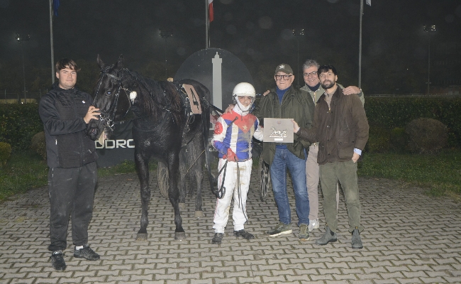 Ippica Ippodromo di Bologna: resoconto delle corse di domenica 16 novembre 2025