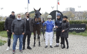 Ippica Ippodromo Arcoveggio di Bologna: resoconto delle corse di giovedì 20 novembre 2025