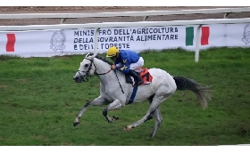 Ippica all'Ippodromo Snai San Siro ultimo sabato di novembre con le corse al galoppo. Al via dalle ore 14.45 con sei prove e l'animazione per i bambini e le famiglie