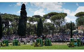 Equitazione Piazza di Siena vince Italian Tourism Awards per grandi eventi 