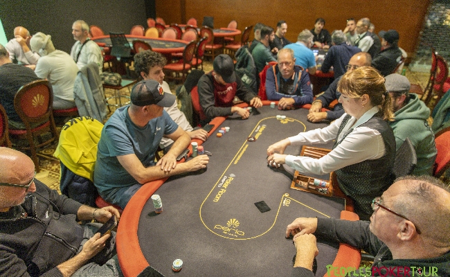People’s Poker Tour Komjanc chiude da leader il Day1E: 30 i qualificati
