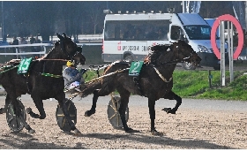 Ippica Ippodromo Snai San Siro Farik Roc vince Gran Premio Mario Locatelli