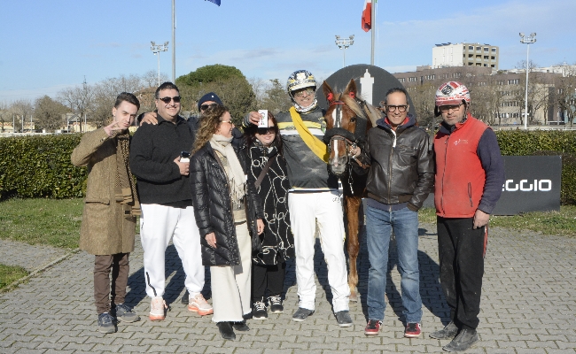 Ippica Ippodromo Arcoveggio di Bologna: resoconto delle corse di giovedì 19 febbraio 2026