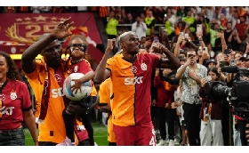 Juventus assist Osimhen accende mercato bookie prossimo centravanti 