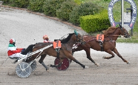 Ippica Ippodromo Snai Sesana domenica trotto spettacolo corse animazione bambini