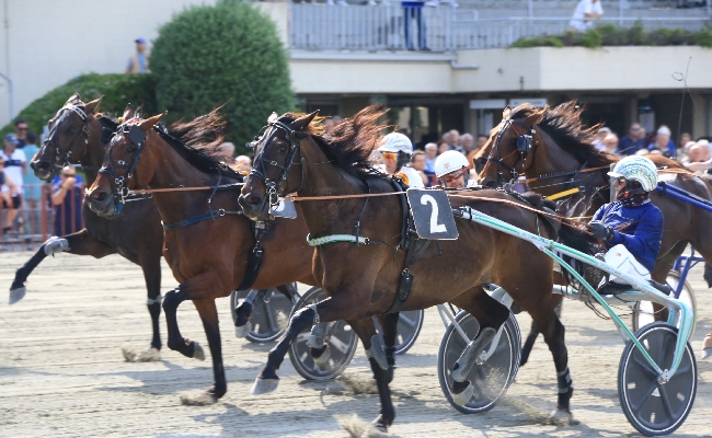 Ippica Ippodromo Arcoveggio Bologna: il resoconto delle corse di domenica 26 aprile 