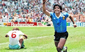 Il Jackpot del SuperEnalotto continua la scalata: quella volta che il “6” da 177 milioni oscurò l’avvento di Instagram e i 50 anni di Maradona