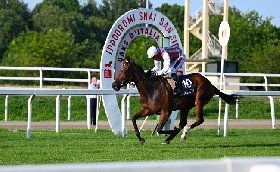 Ippica Ippodromo Snai San Siro Piccola Piuma Oaks Italia UAE President Cup RB Burn the Bill